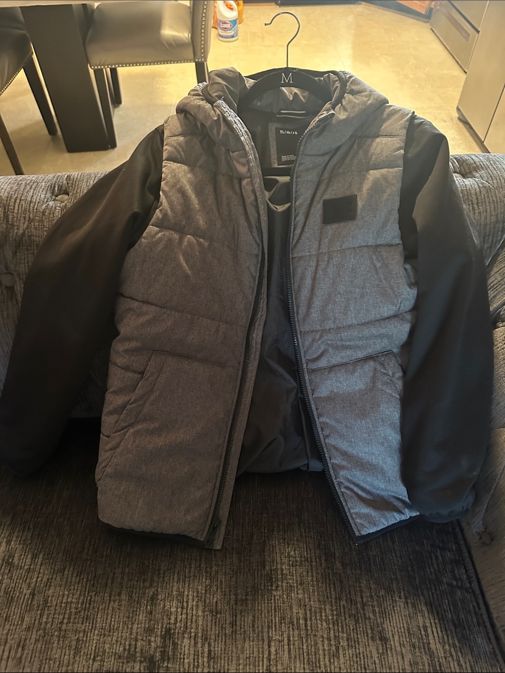 Under Armour Gray & Black Quilted Hooded Puffer Jacket